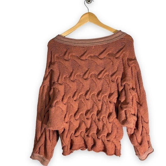 4 for $40 SALE! Elan Chunky Cable Scoop Neck Cropped Sweater, Salmon, Size L - Picture 8 of 8